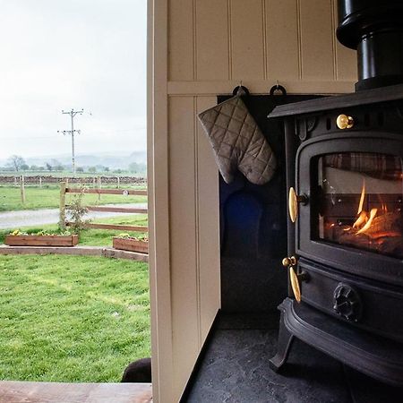 Crown Cottage Farm Skipton Dış mekan fotoğraf
